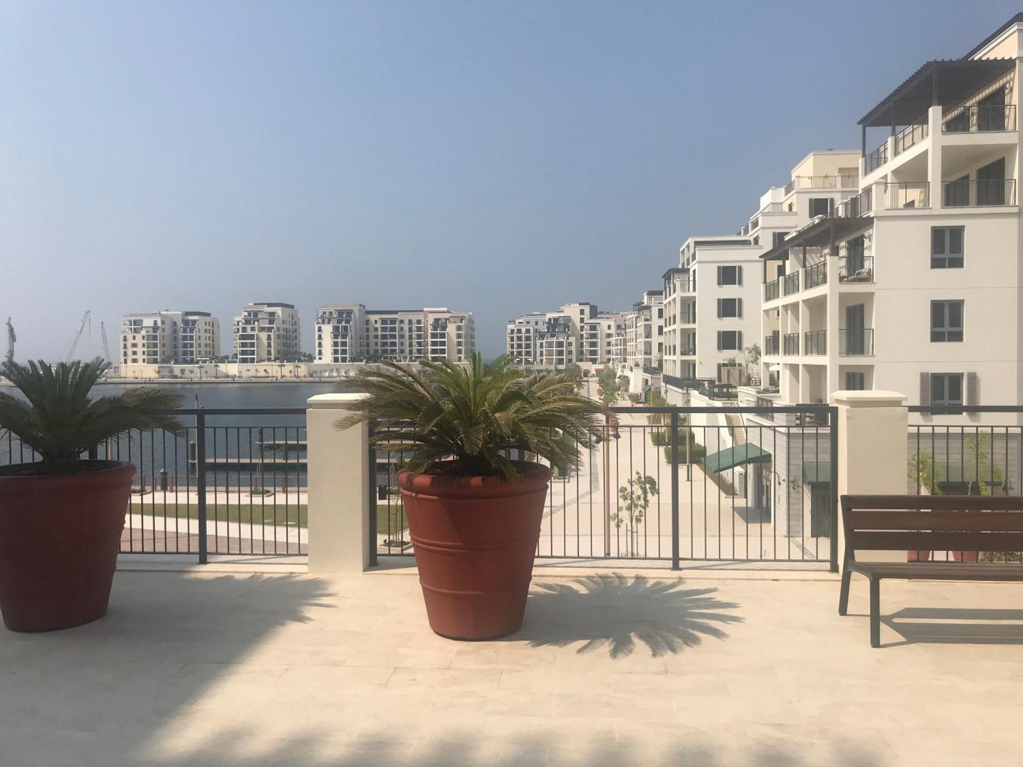 Les Voiles Apartment