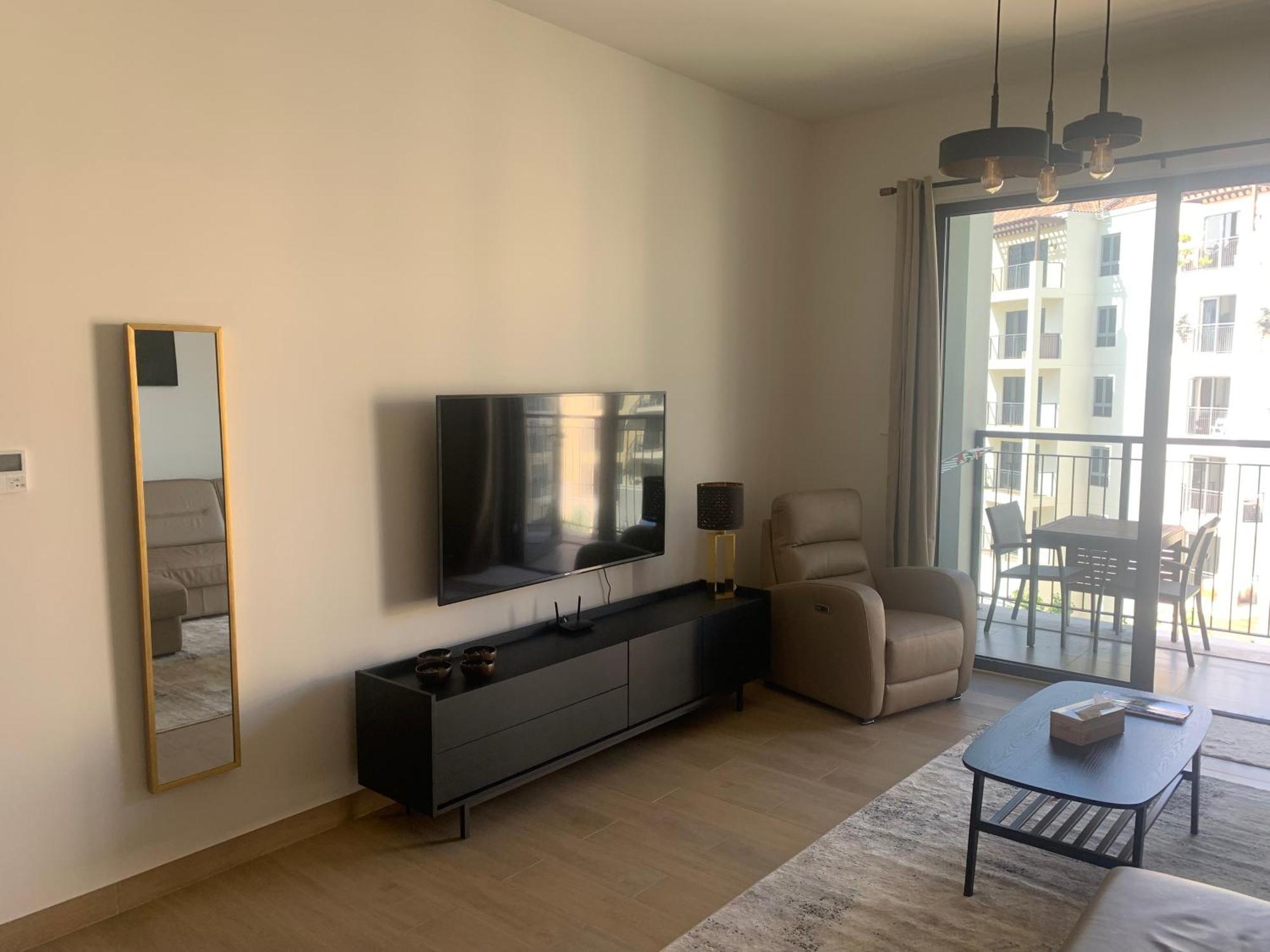 Les Voiles Apartment